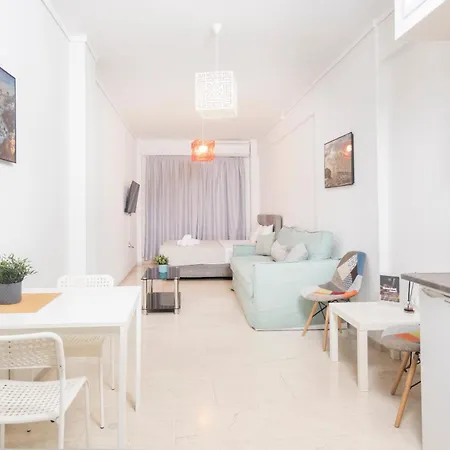 Downtown Seaside Apartment Thessaloniki