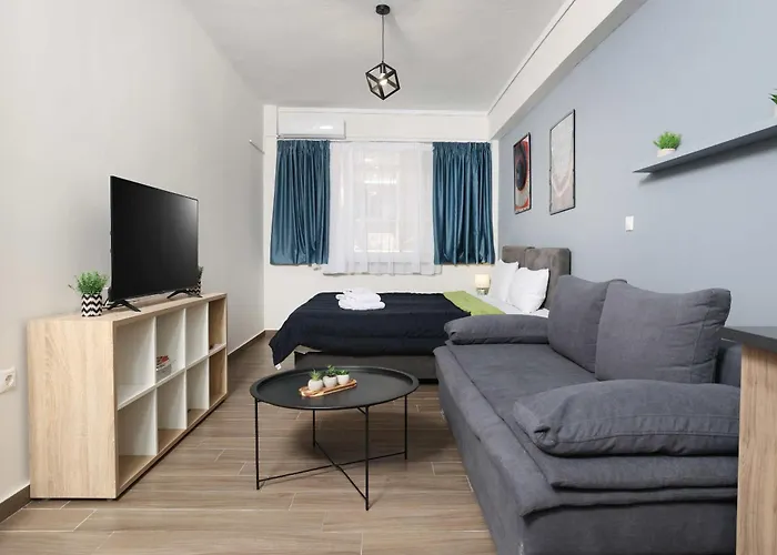 Downtown Seaside Apartment *